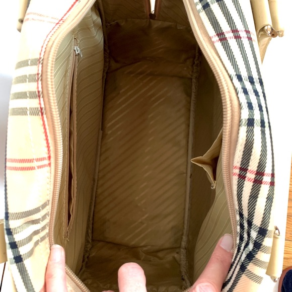 LARGE Vintage PERFECT FAUX BURBERRY Tote/ Carry On Bag❤️ - Picture 7 of 15